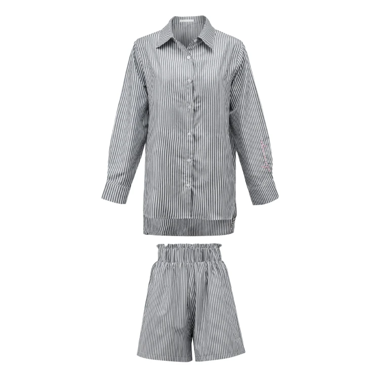 RAIYA grey 01.jpg